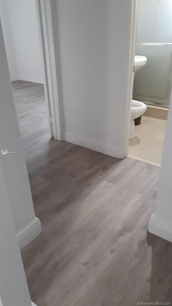 See details / 2822 sq. ft. $ 2021-03-11 0 Photo