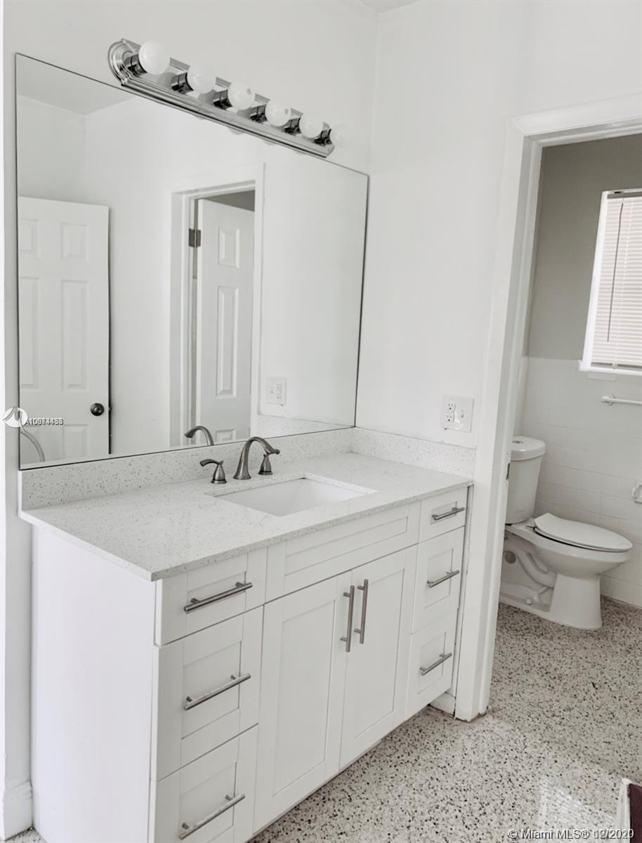 See details / 5037 sq. ft. $ 2020-12-22 0 Photo