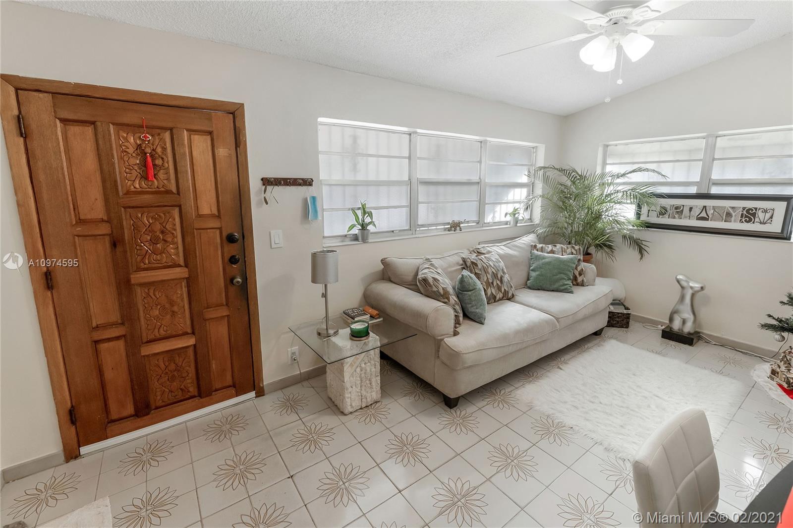 See details / 1844 sq. ft. $ 2021-02-17 0 Photo