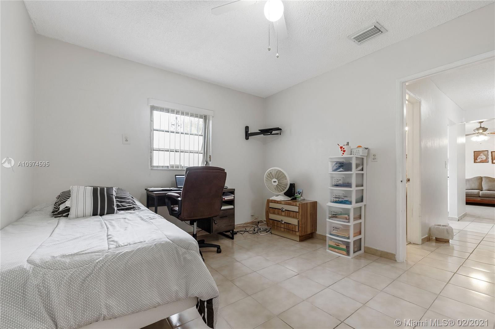 See details / 1844 sq. ft. $ 2021-02-17 0 Photo