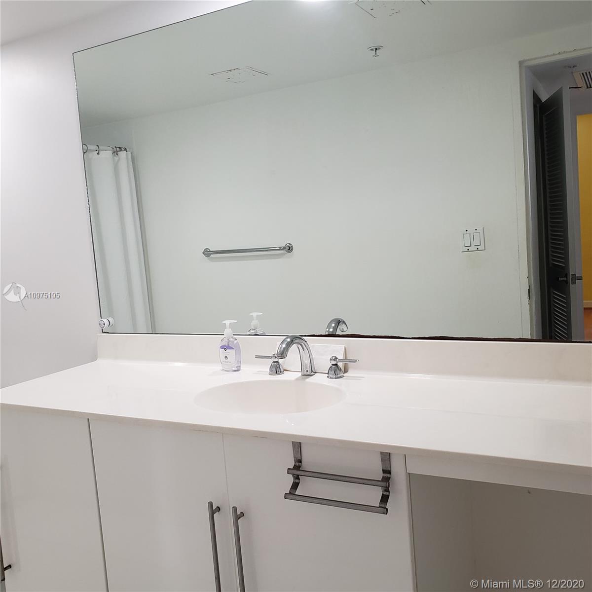 Photo of 3000 Ocean Dr #1000, Hollywood, Florida, 33019 -