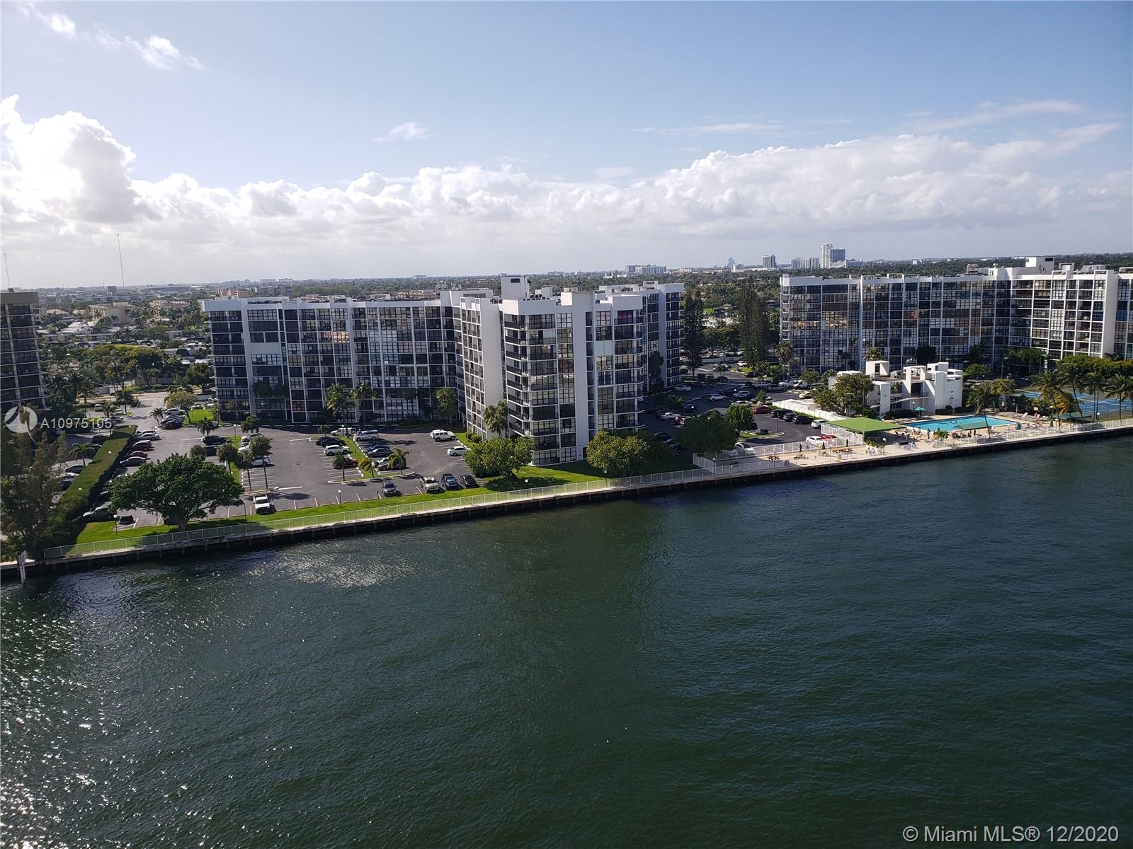Photo of 3000 Ocean Dr #1000, Hollywood, Florida, 33019 -