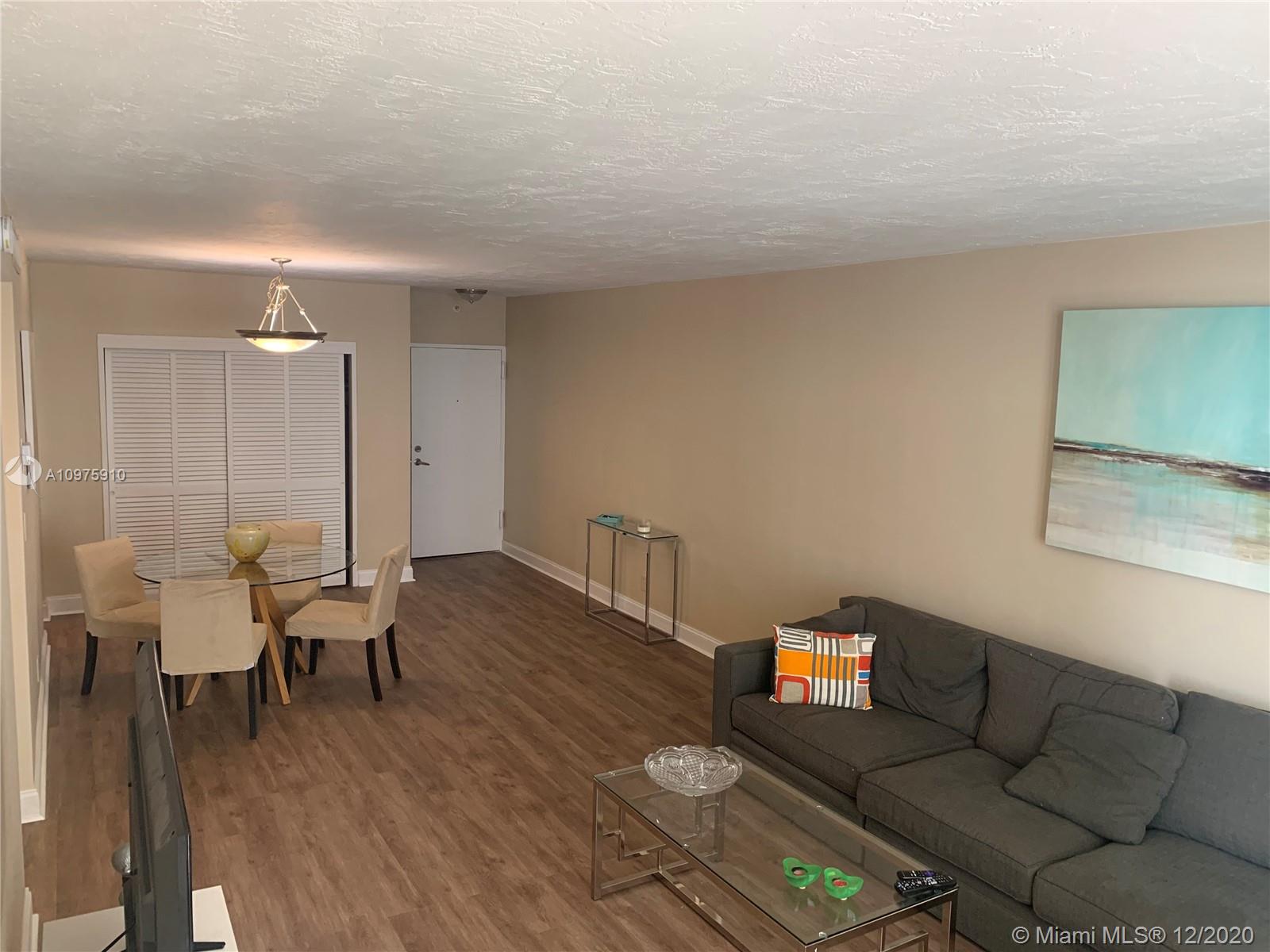 Photo of 3001 Ocean Dr #407, Hollywood, Florida, 33019 -