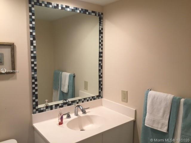 Photo of 3001 Ocean Dr #407, Hollywood, Florida, 33019 -