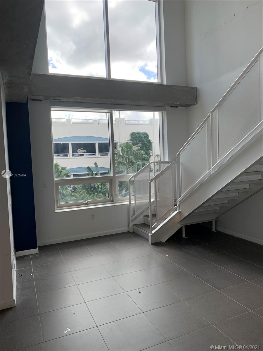 See details 321 / sq. ft. $ 2020-12-28 0 Photo