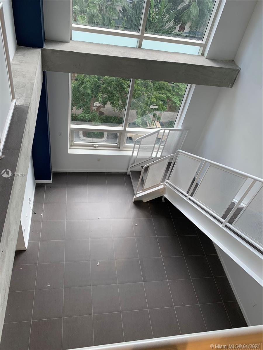 See details 321 / sq. ft. $ 2020-12-28 0 Photo