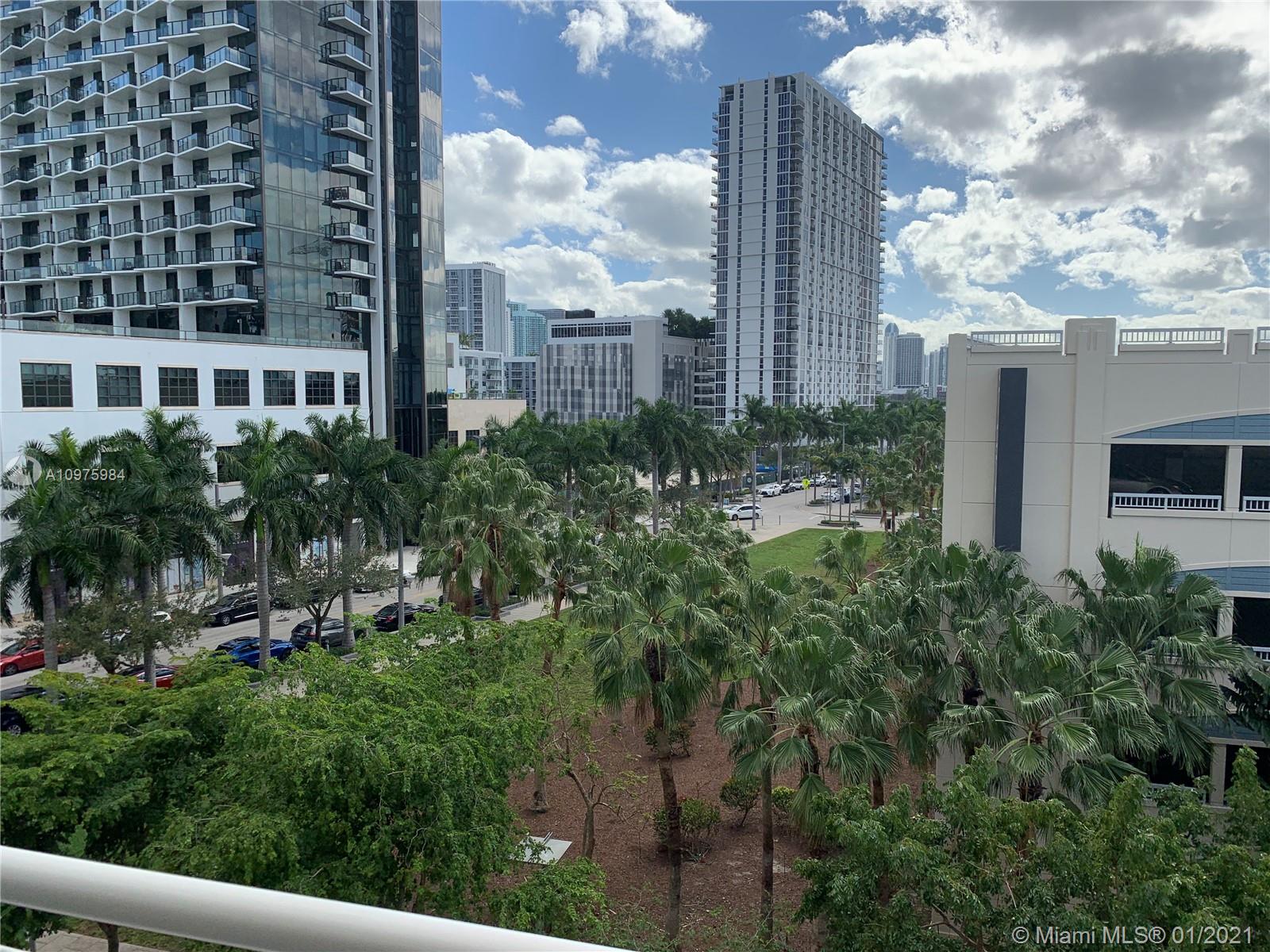 See details 321 / sq. ft. $ 2020-12-28 0 Photo