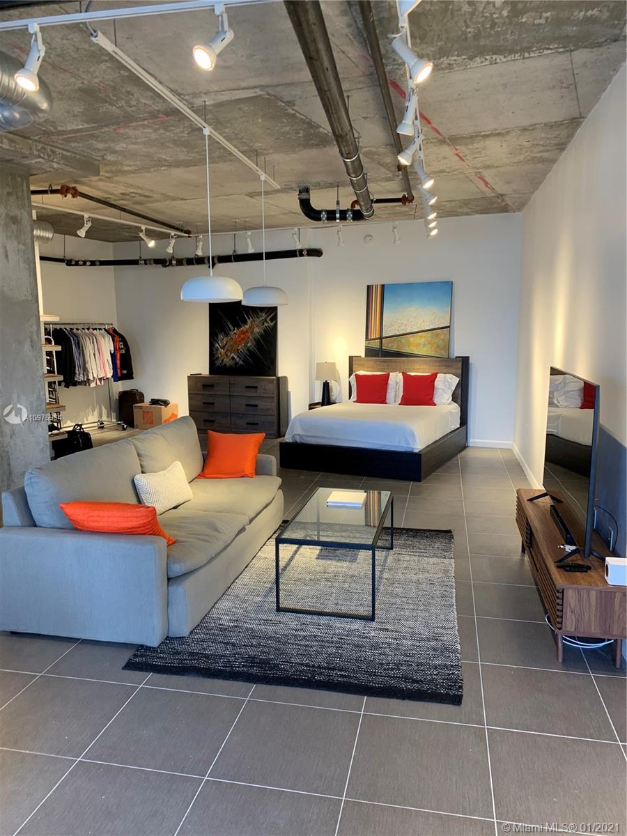 See details 321 / sq. ft. $ 2020-12-28 0 Photo