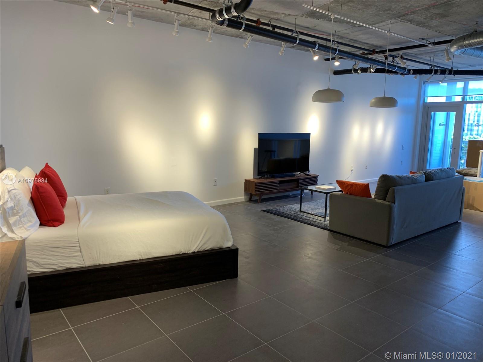 See details 321 / sq. ft. $ 2020-12-28 0 Photo