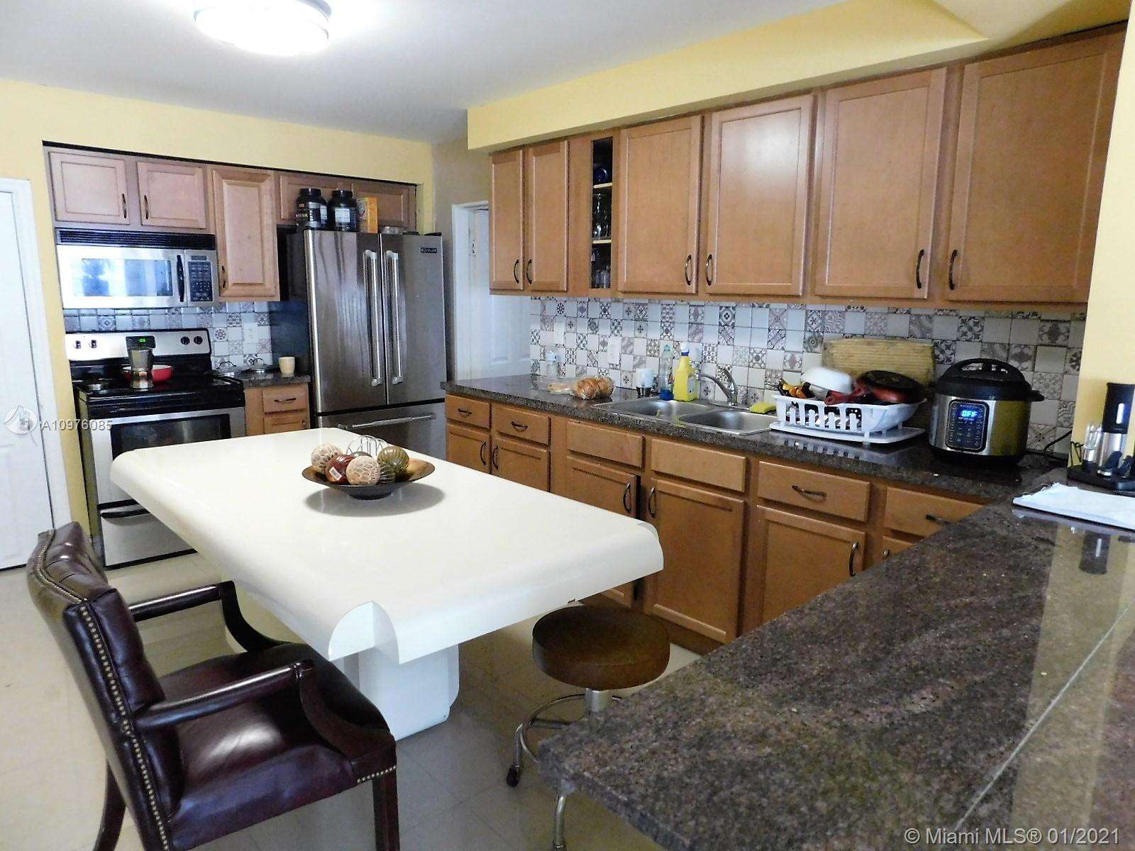 See details / 1854 sq. ft. $ 2020-12-29 0 Photo