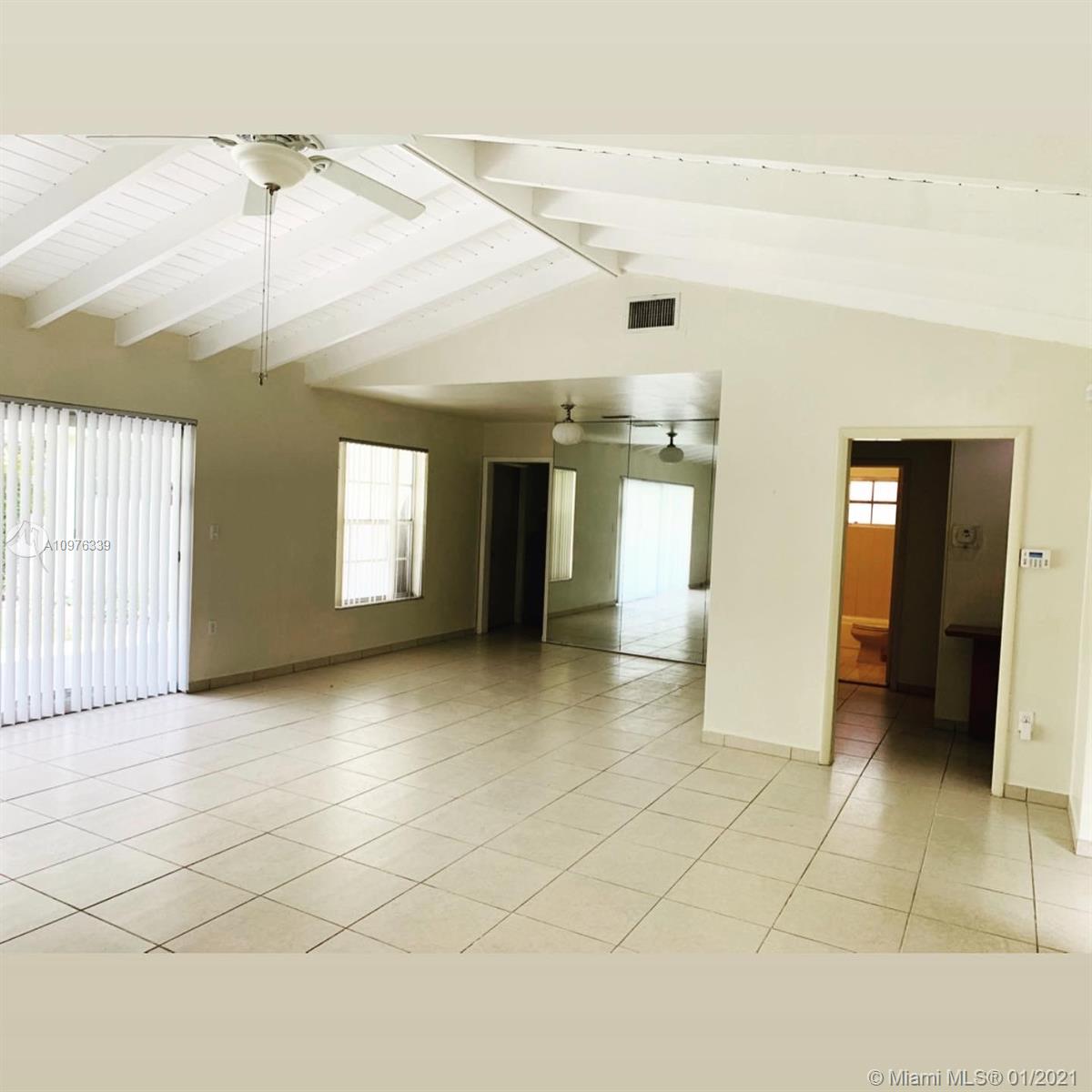 See details / 2700 sq. ft. $ 2020-12-29 0 Photo