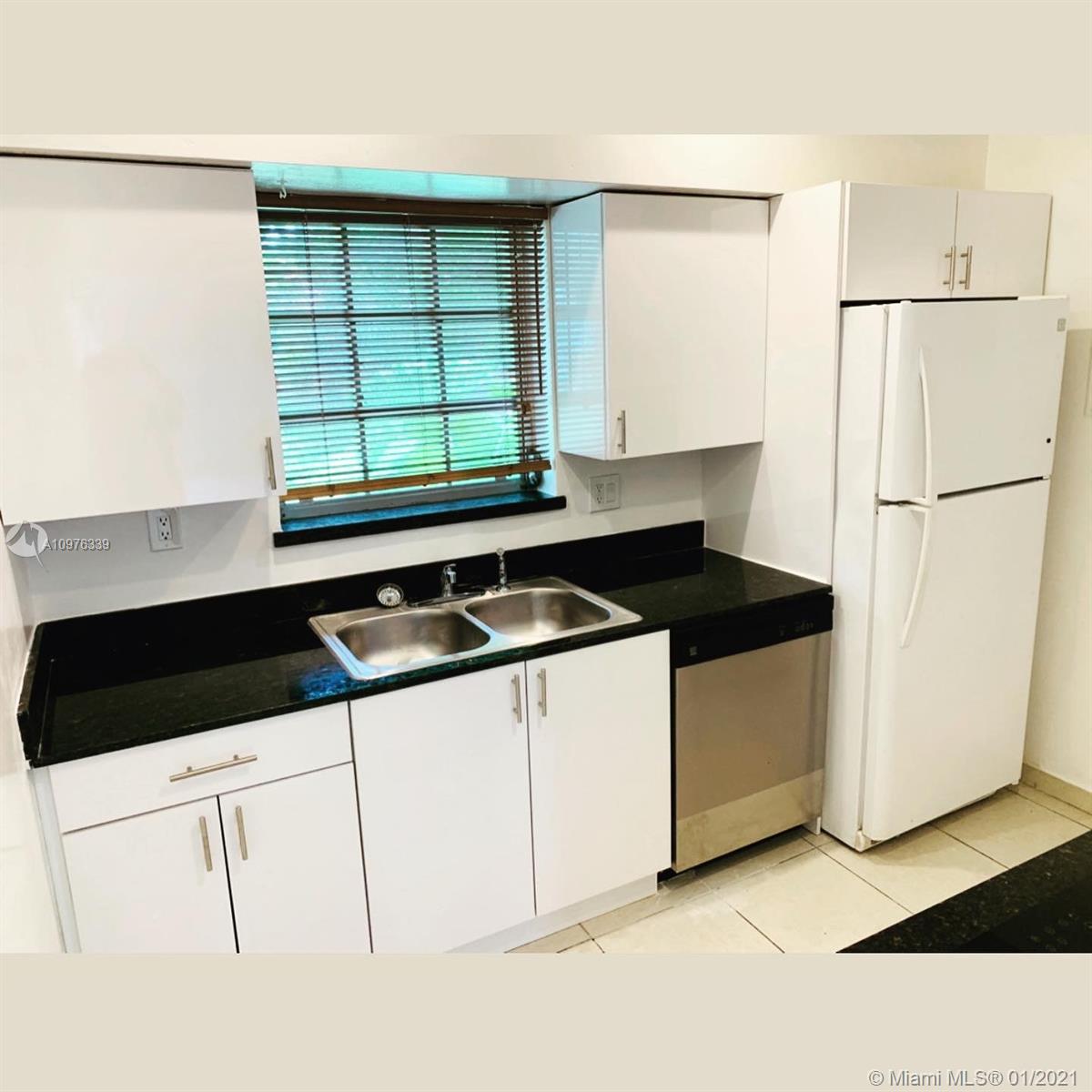 See details / 2700 sq. ft. $ 2020-12-29 0 Photo