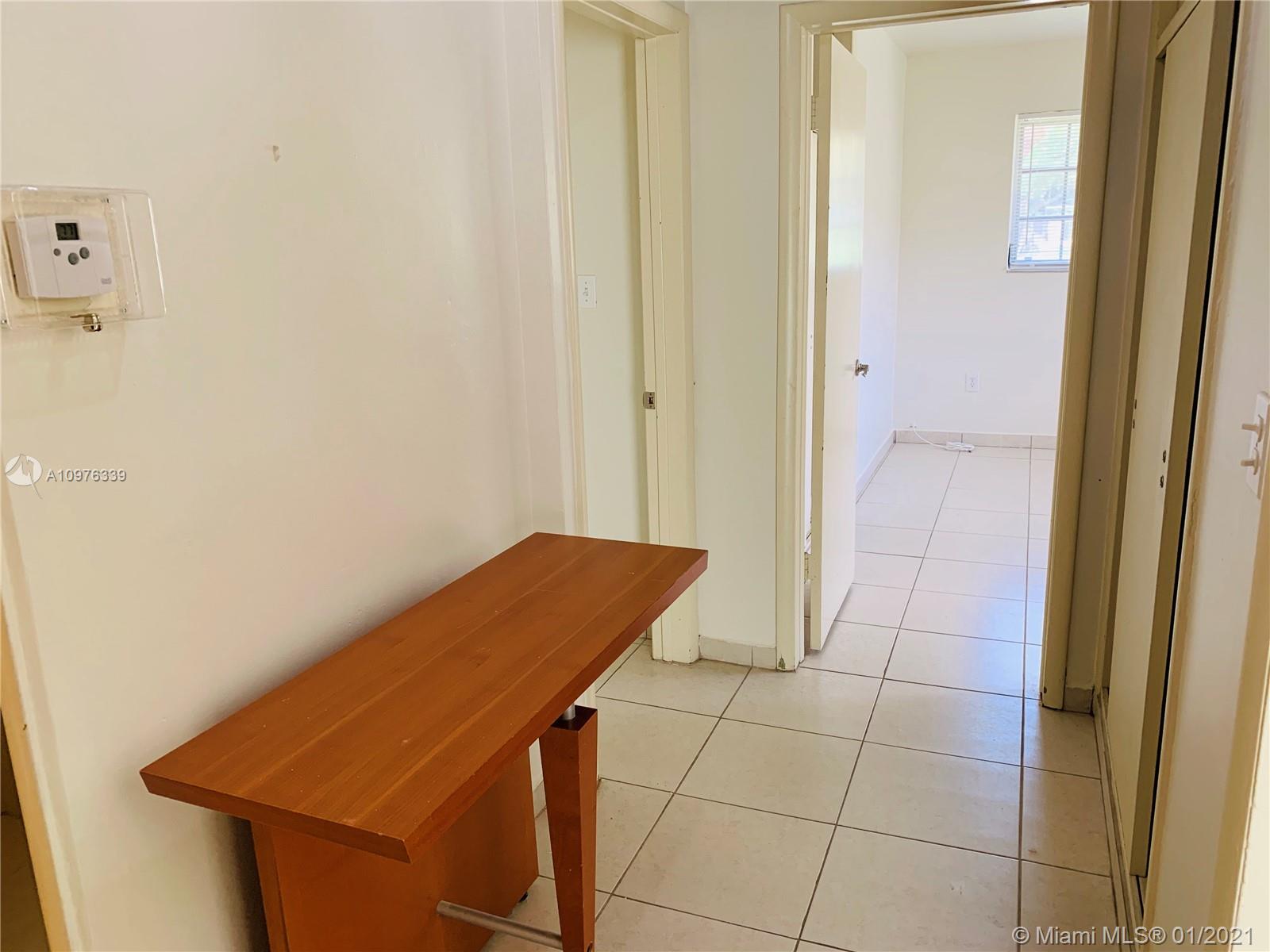 See details / 2700 sq. ft. $ 2020-12-29 0 Photo