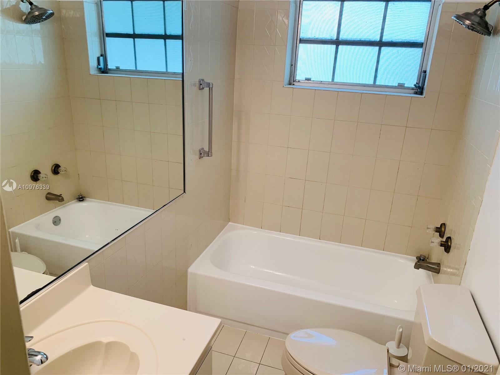 See details / 2700 sq. ft. $ 2020-12-29 0 Photo