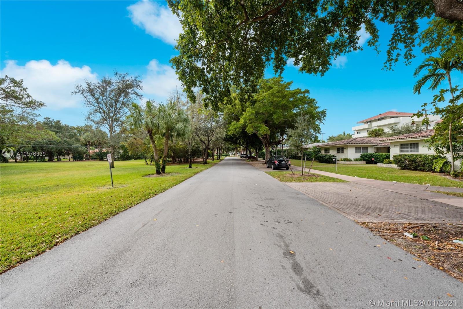 See details / 2700 sq. ft. $ 2020-12-29 0 Photo