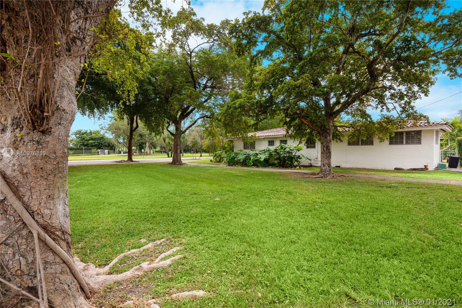 See details / 2700 sq. ft. $ 2020-12-29 0 Photo