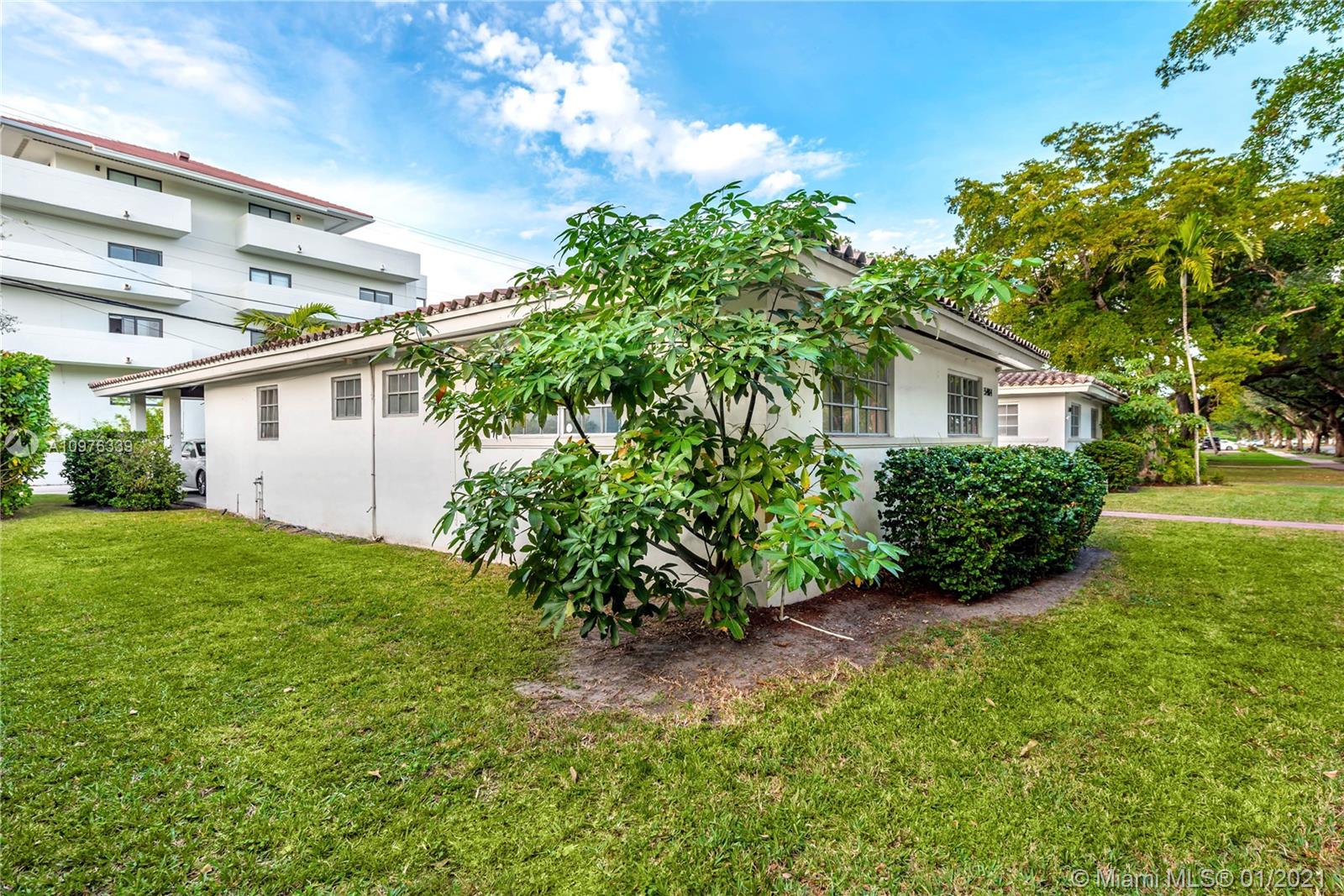 See details / 2700 sq. ft. $ 2020-12-29 0 Photo