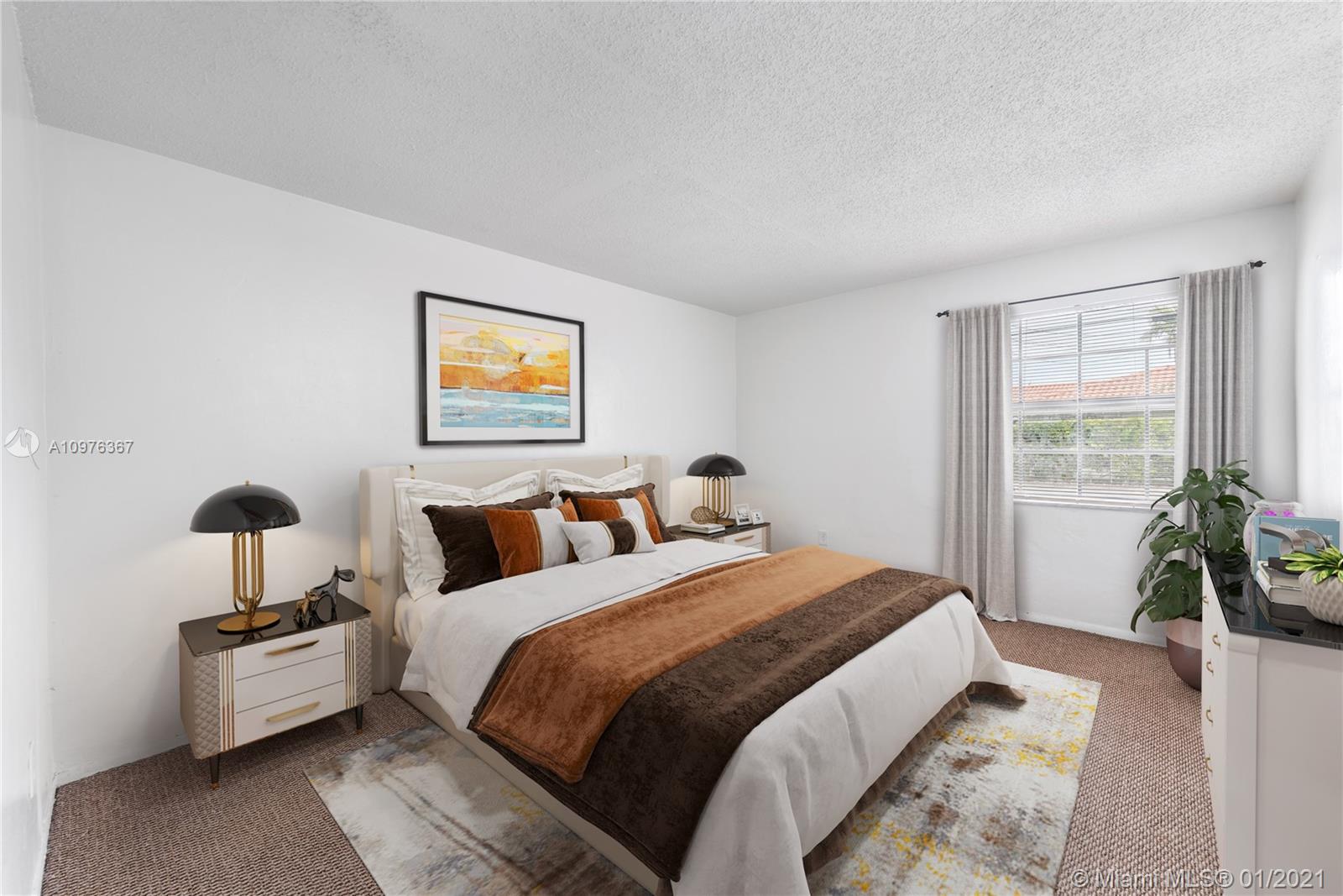 See details / 3184 sq. ft. $ 2020-12-29 0 Photo
