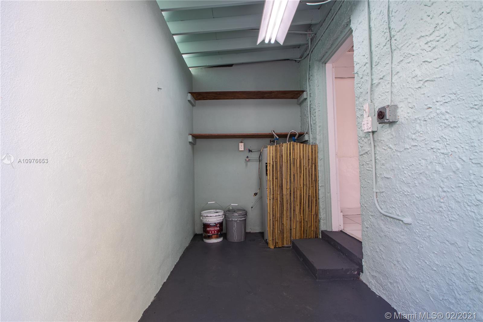 See details / 1875 sq. ft. $ 2021-03-18 0 Photo