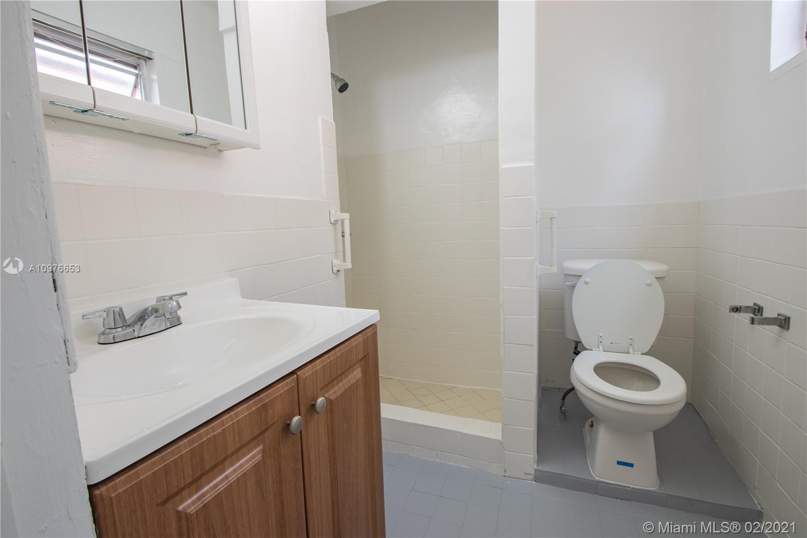 See details / 1875 sq. ft. $ 2021-03-18 0 Photo