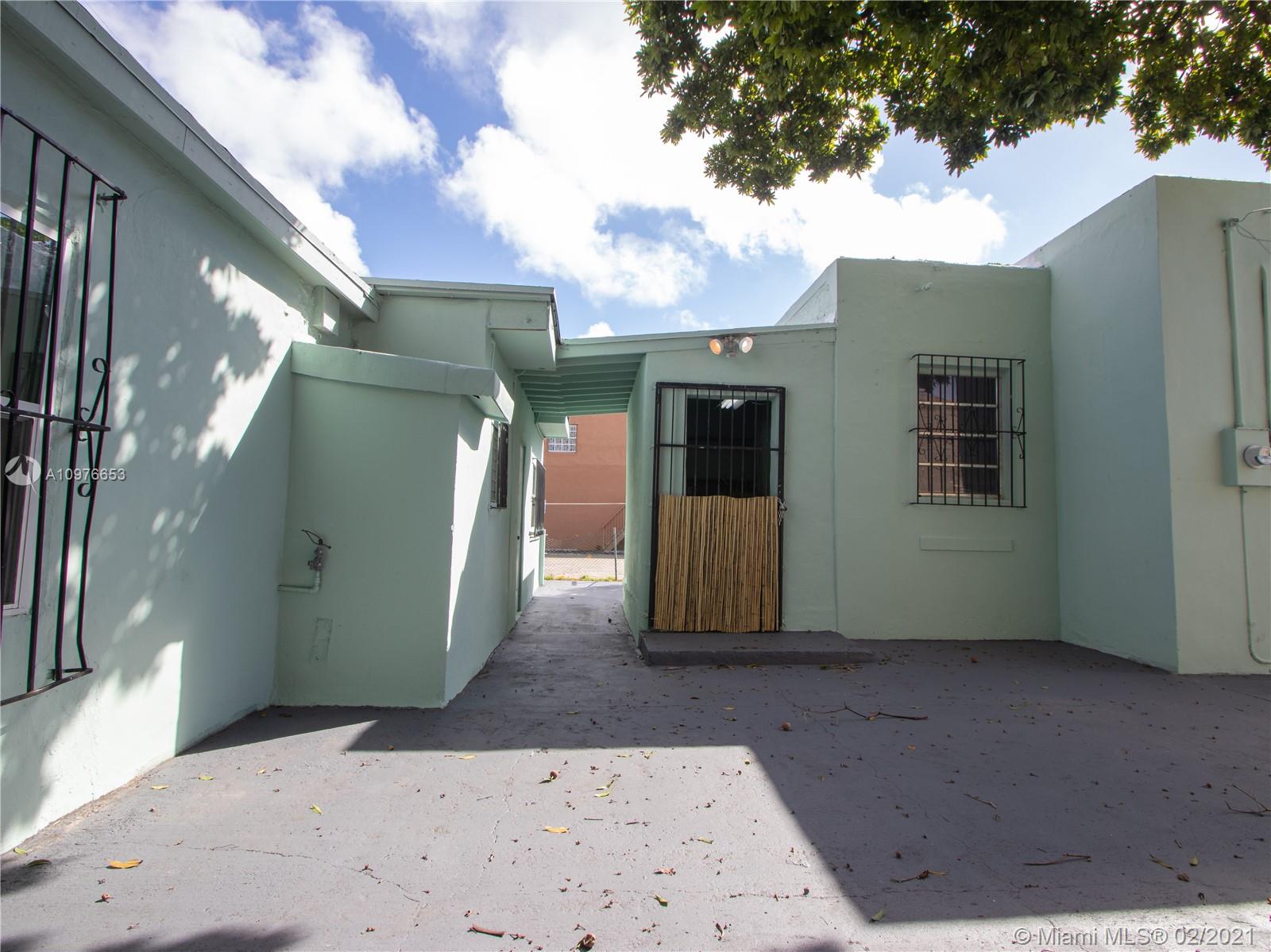 See details / 1875 sq. ft. $ 2021-03-18 0 Photo