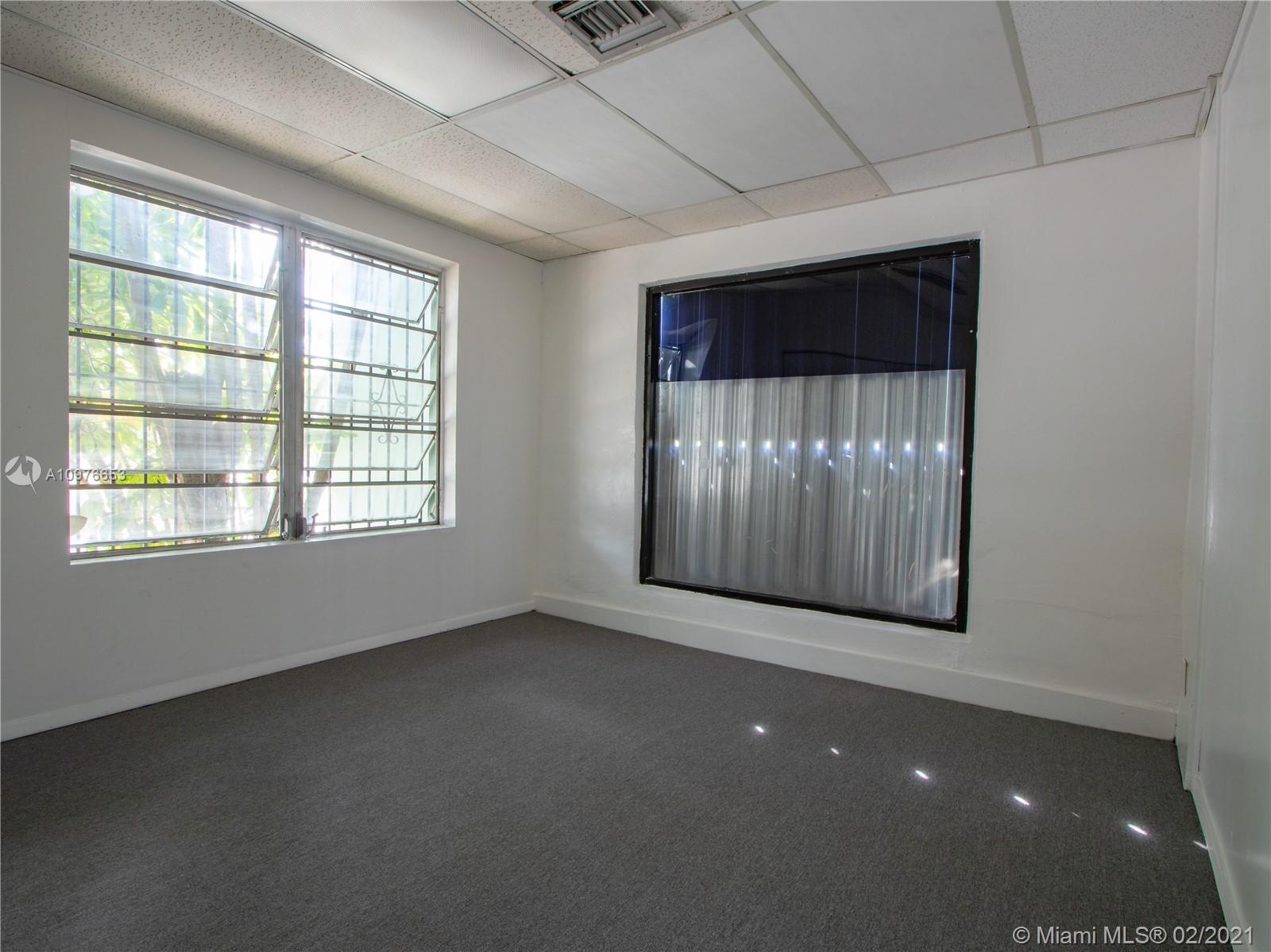 See details / 1875 sq. ft. $ 2021-03-18 0 Photo