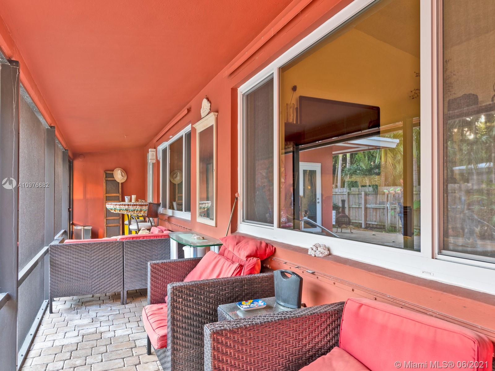 See details / 2296 sq. ft. $ 2020-12-30 0 Photo