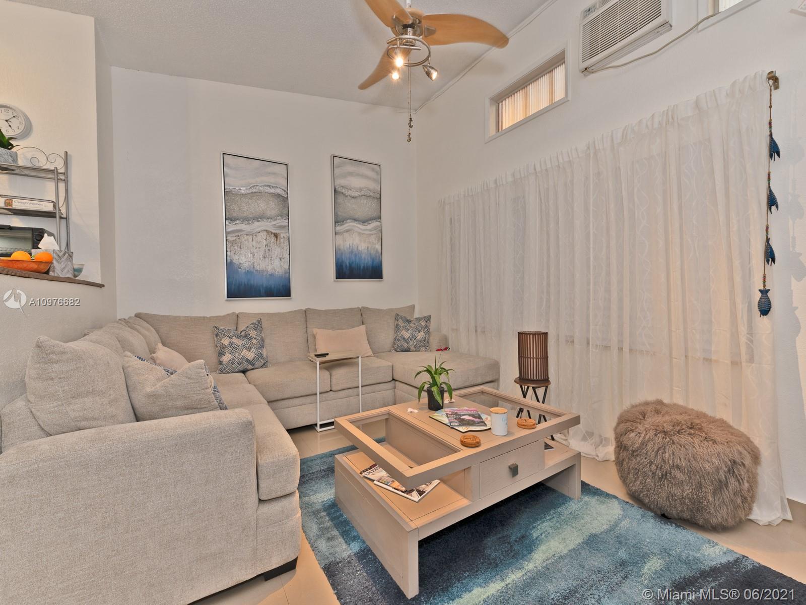 See details / 2296 sq. ft. $ 2020-12-30 0 Photo