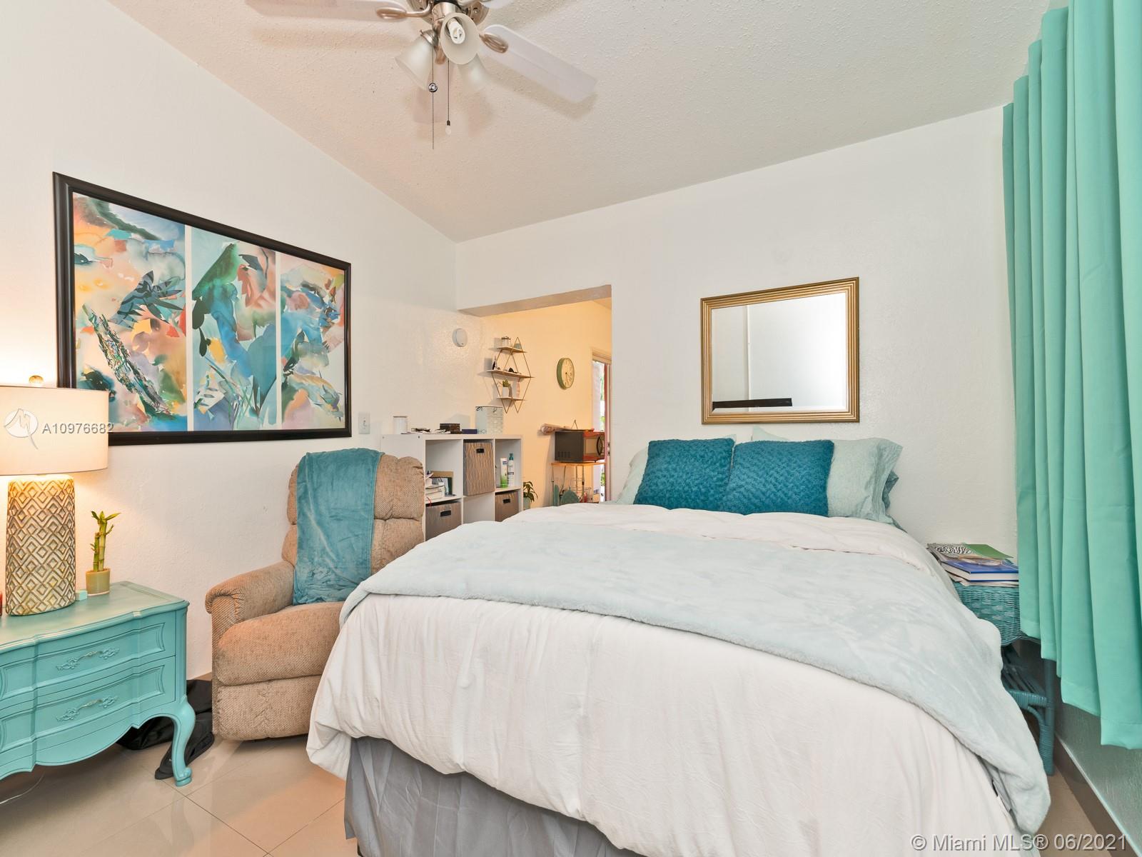 See details / 2296 sq. ft. $ 2020-12-30 0 Photo