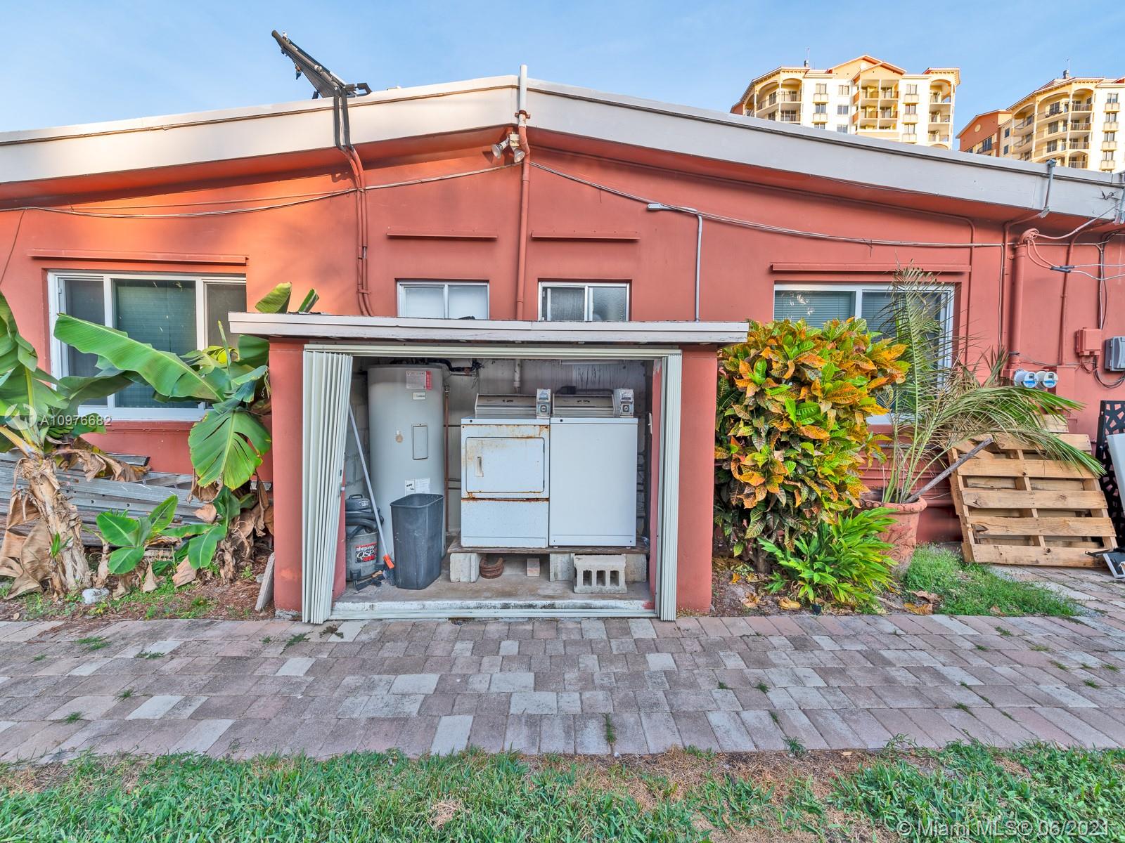 See details / 2296 sq. ft. $ 2020-12-30 0 Photo
