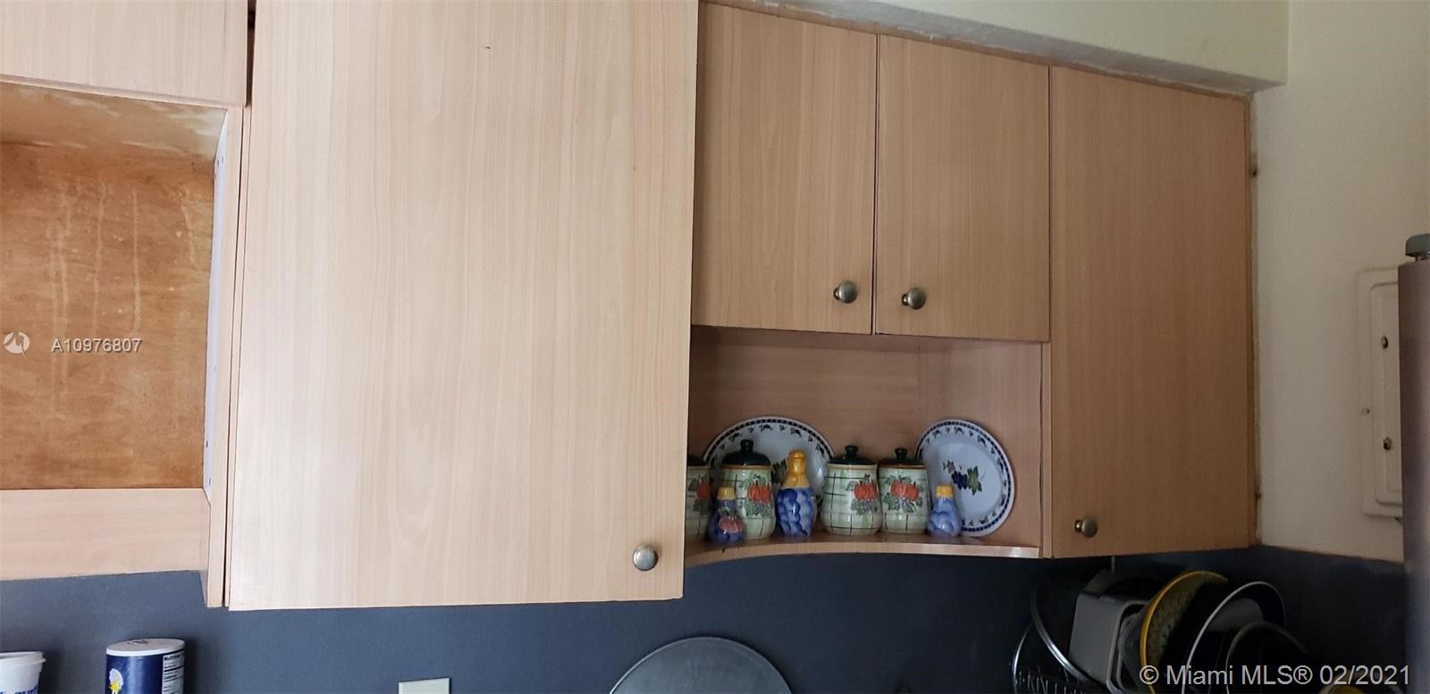 See details / 1452 sq. ft. $ 2021-02-01 0 Photo