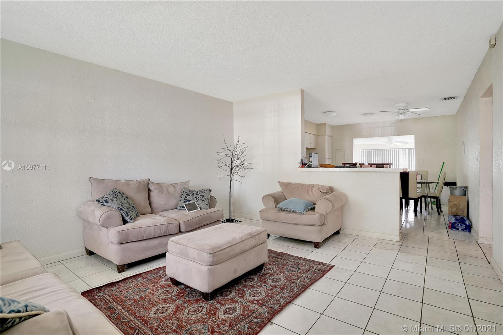 See details / 2437 sq. ft. $ 2021-01-01 0 Photo