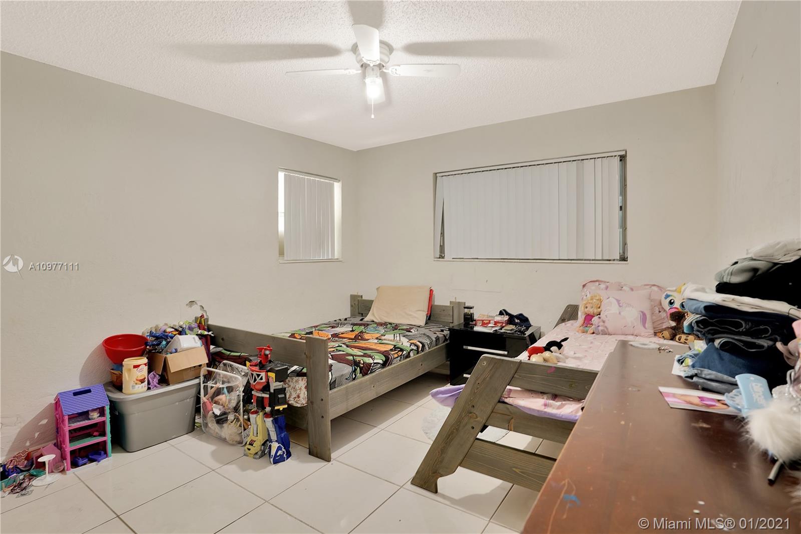 See details / 2437 sq. ft. $ 2021-01-01 0 Photo
