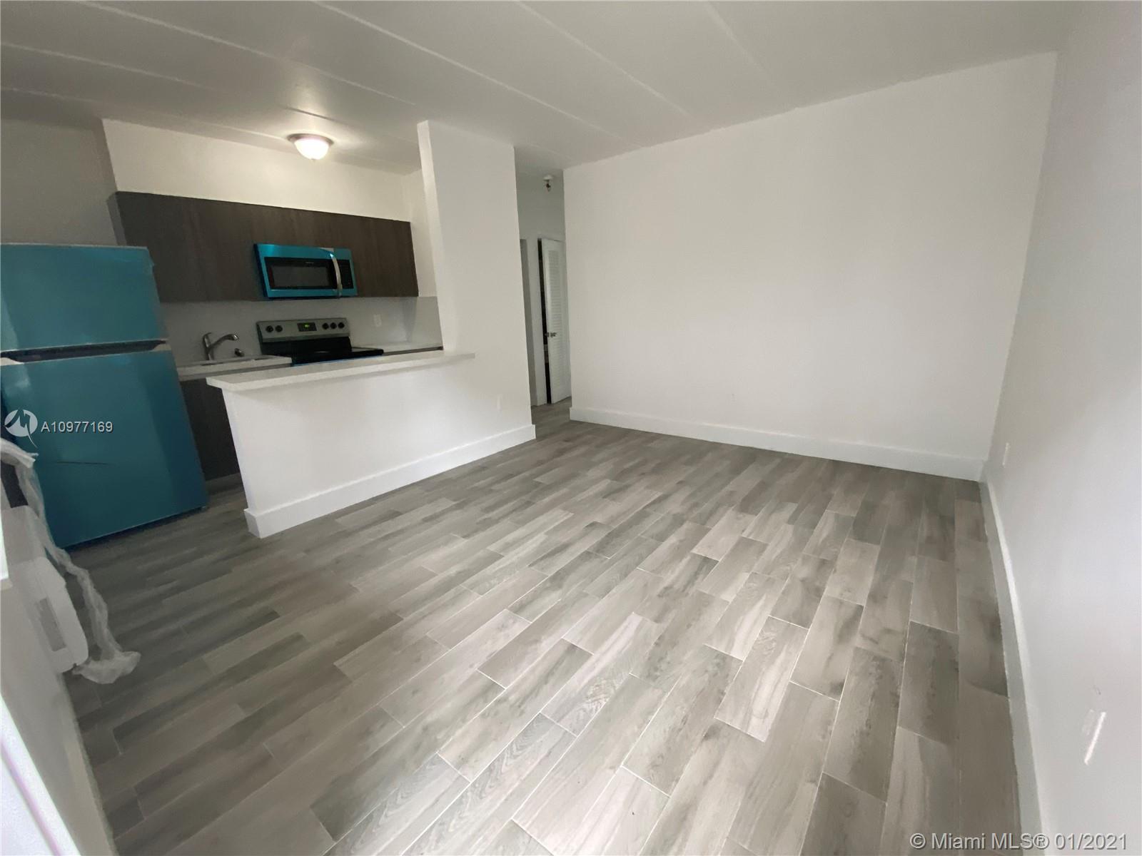 See details / 8880 sq. ft. $ 2021-05-14 0 Photo