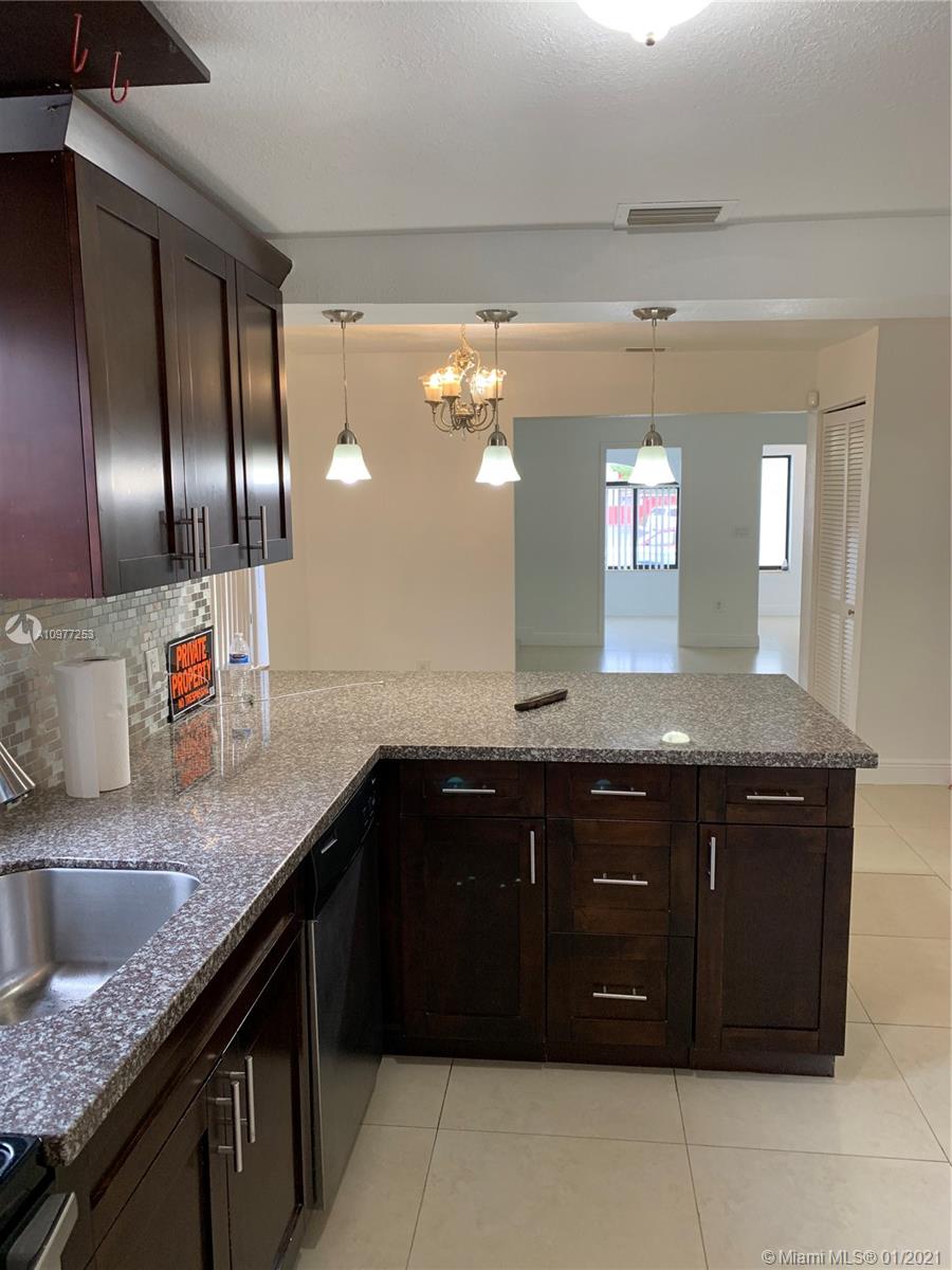 See details / 1932 sq. ft. $ 2021-01-02 0 Photo