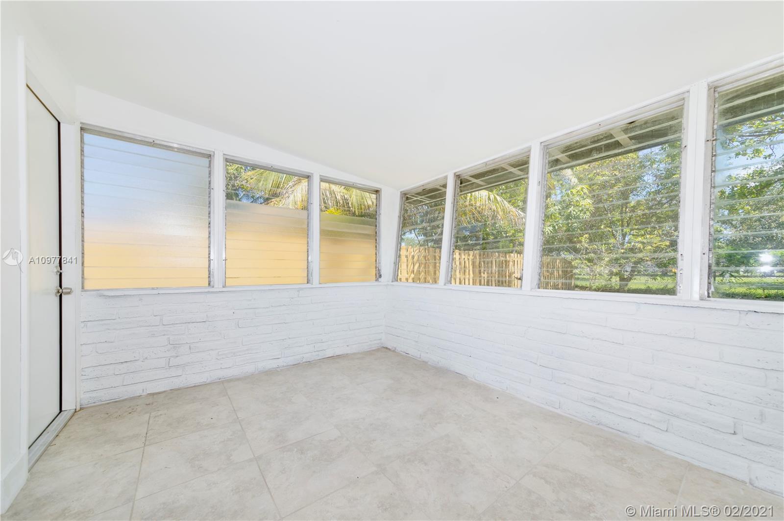 See details / 1533 sq. ft. $ 2021-01-04 0 Photo