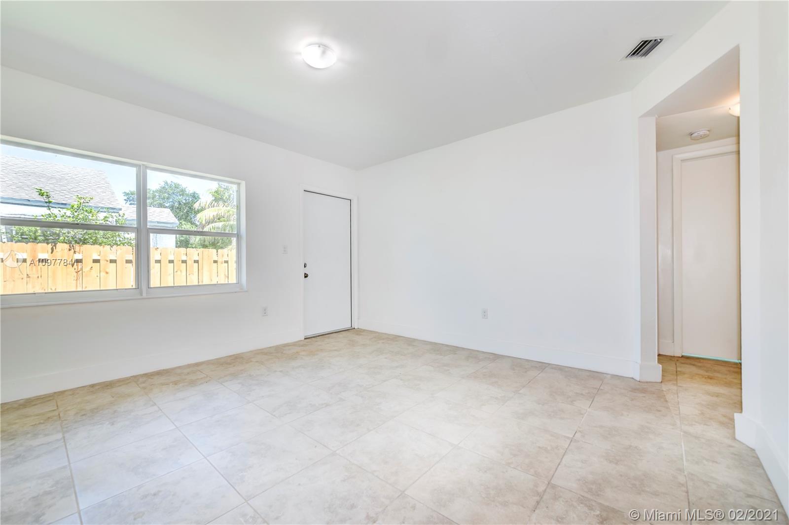 See details / 1533 sq. ft. $ 2021-01-04 0 Photo