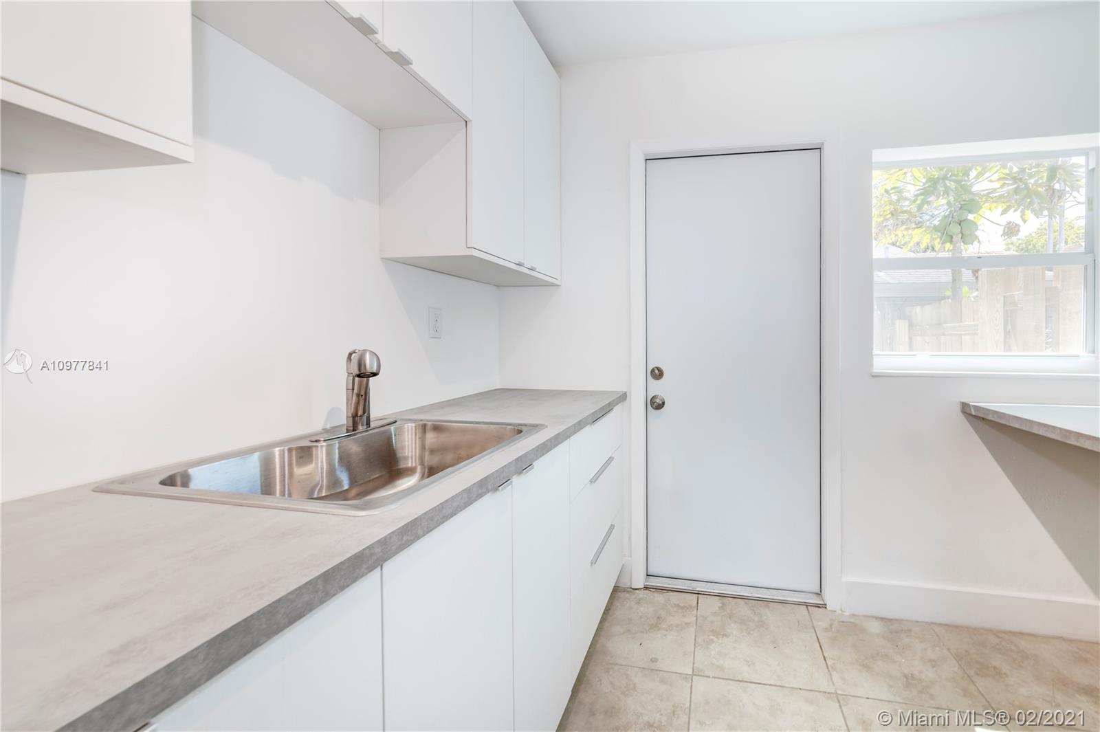 See details / 1533 sq. ft. $ 2021-01-04 0 Photo