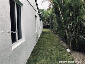 See details / 2395 sq. ft. $ 2021-01-04 0 Photo