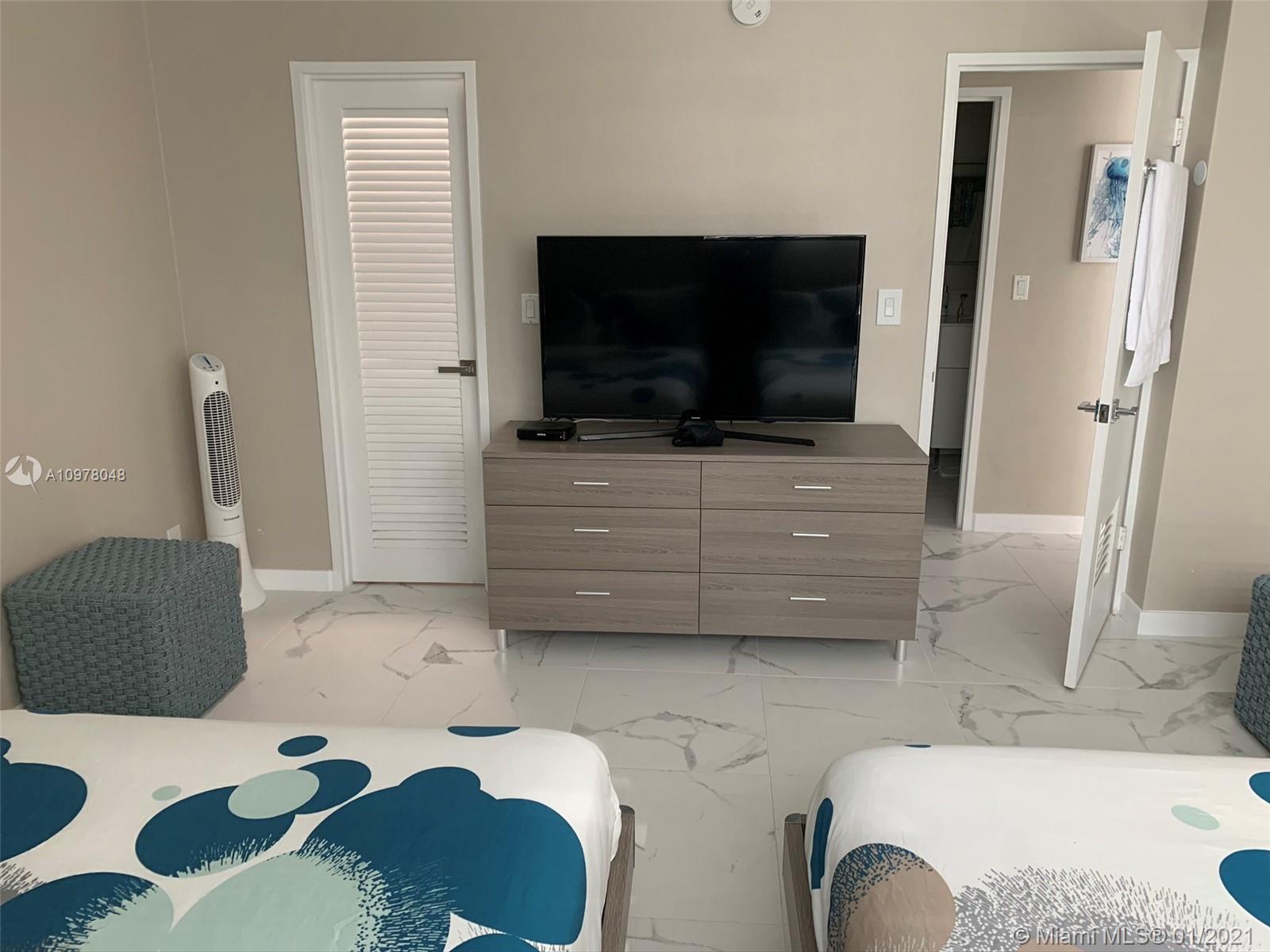 Photo of 3001 Ocean Dr #1447, Hollywood, Florida, 33019 -