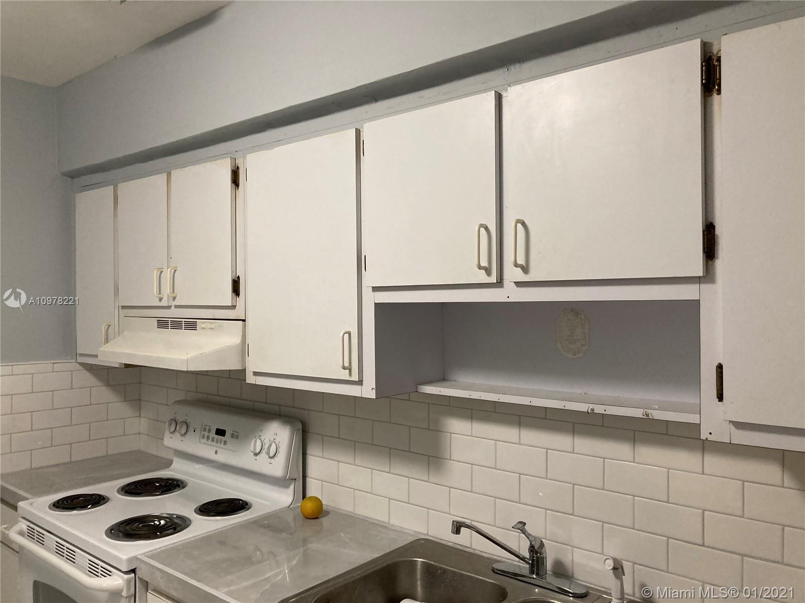 See details / 1962 sq. ft. $ 2021-01-04 0 Photo