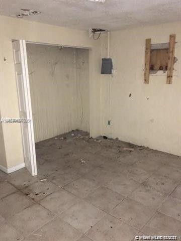 See details / 1676 sq. ft. $ 2021-01-05 0 Photo