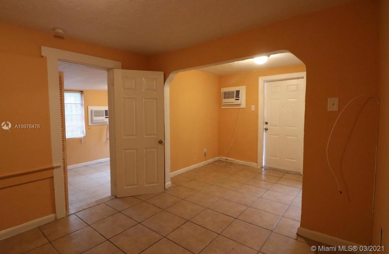 See details / 1084 sq. ft. $ 2021-01-05 0 Photo