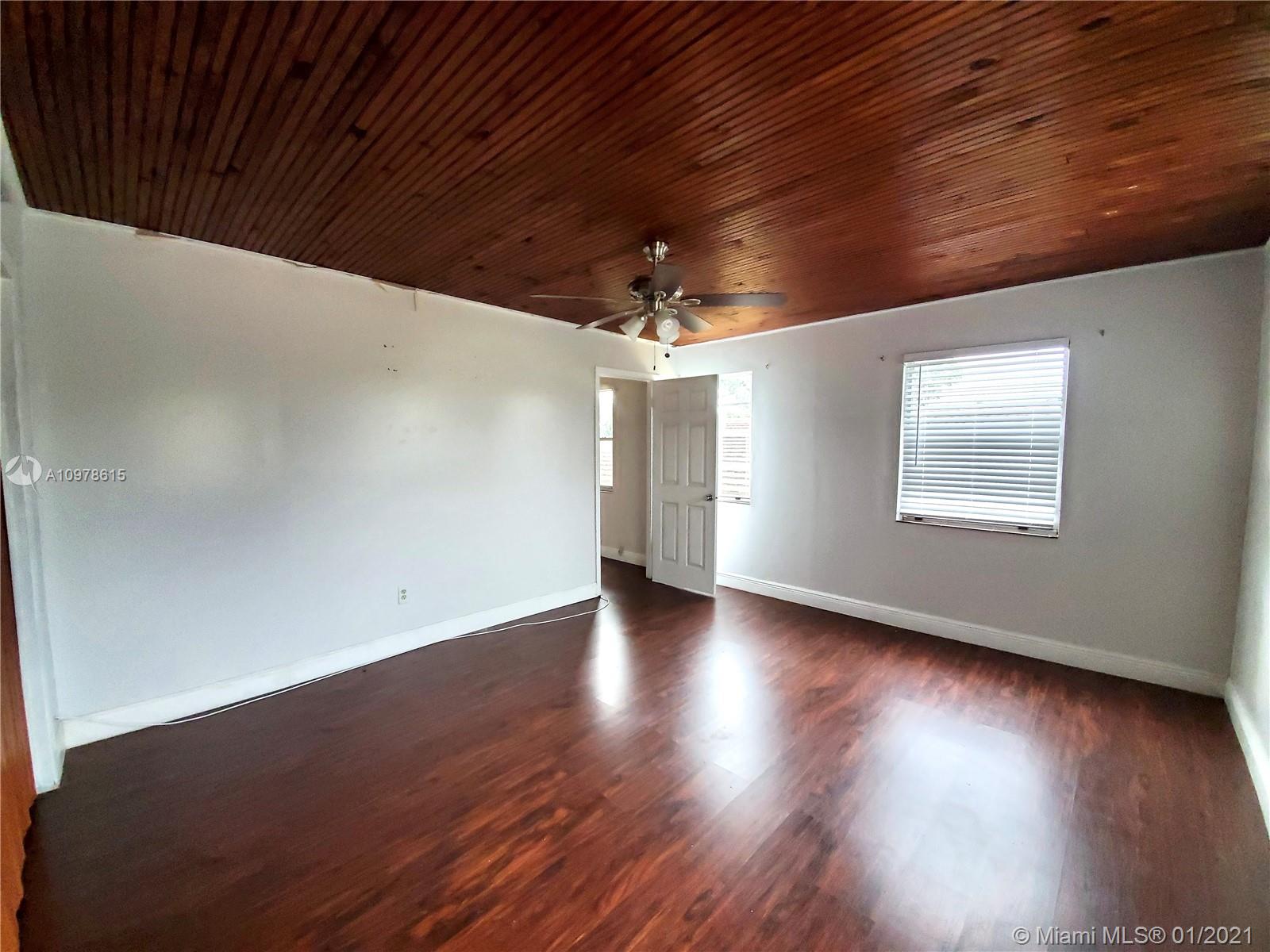 See details / 2635 sq. ft. $ 2021-01-05 0 Photo