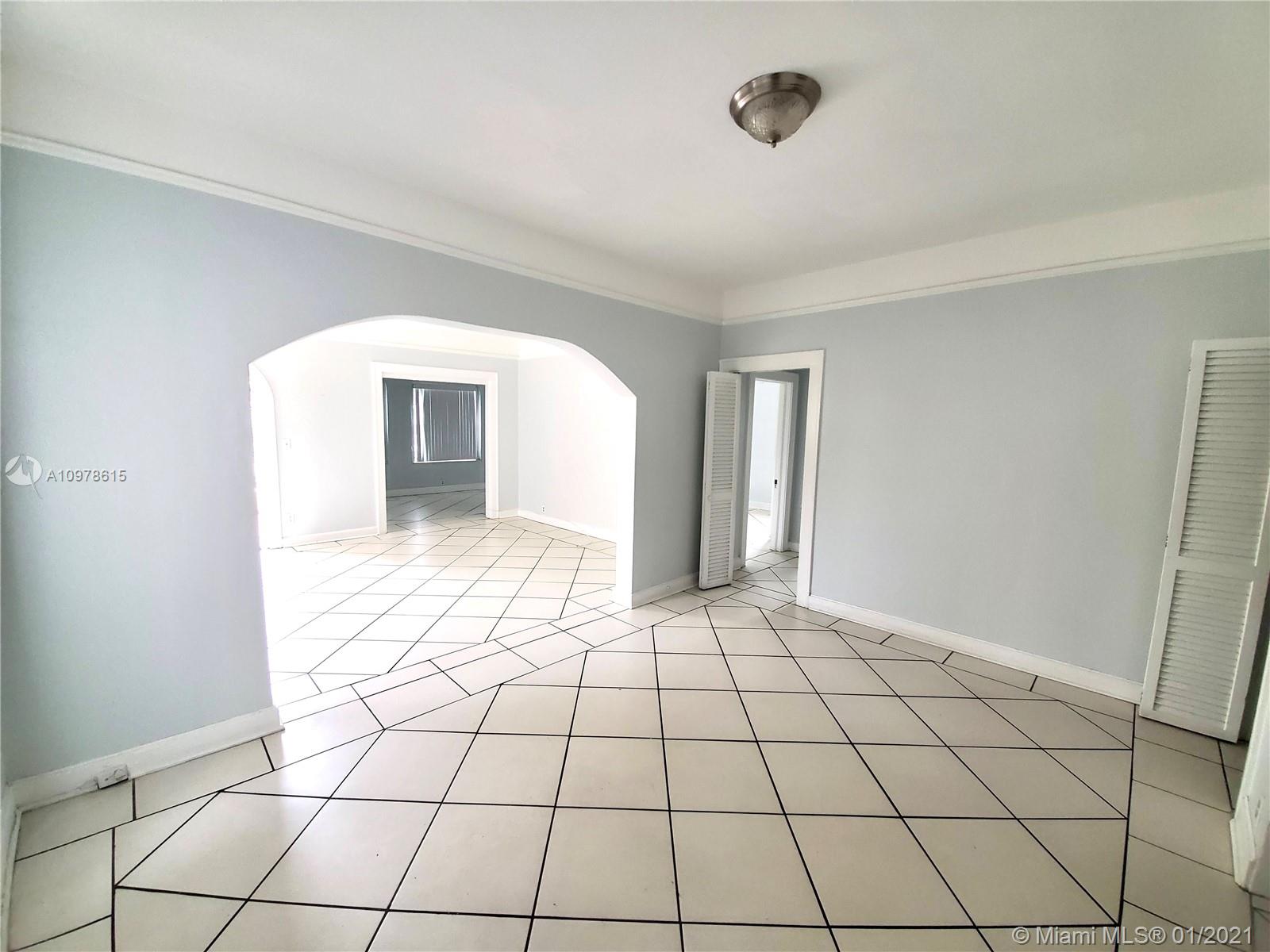 See details / 2635 sq. ft. $ 2021-01-05 0 Photo