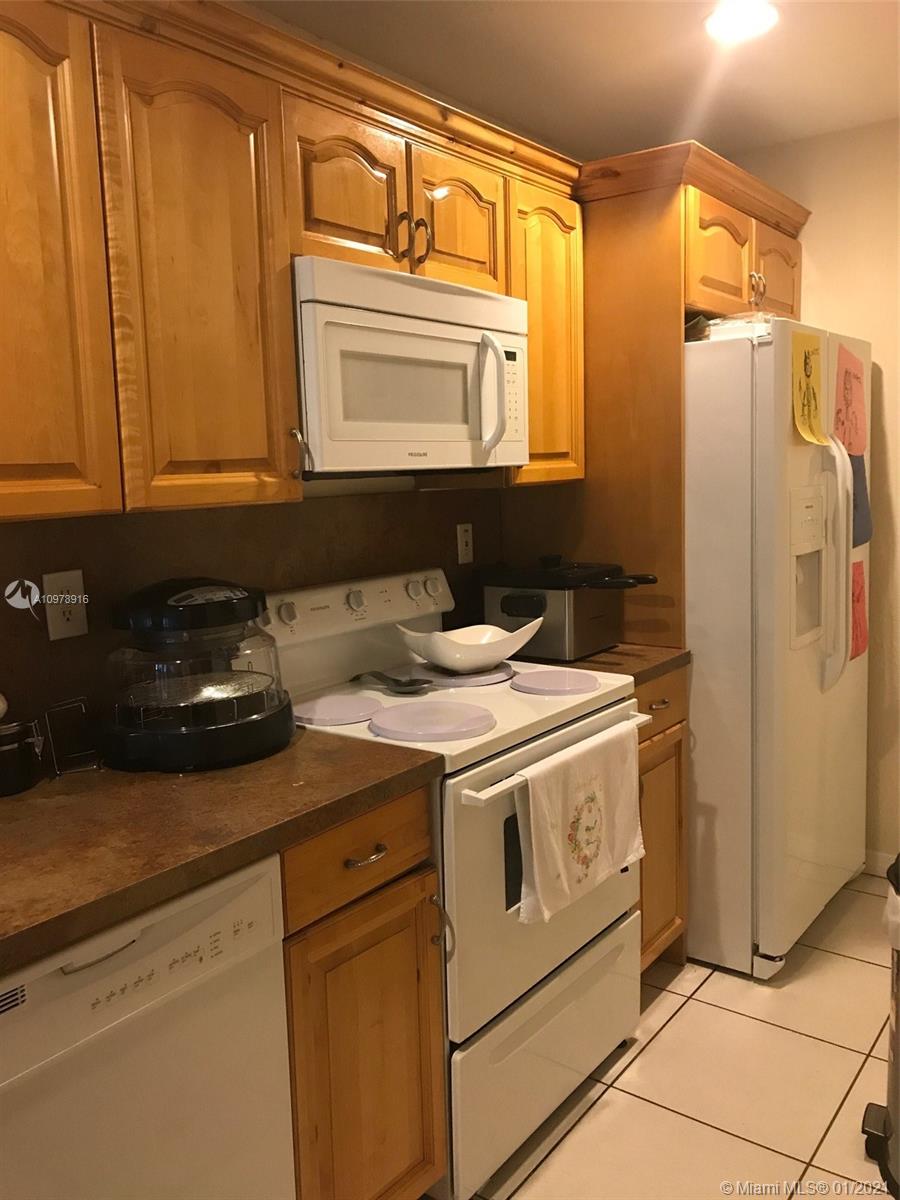 See details / 2444 sq. ft. $ 2021-01-06 0 Photo