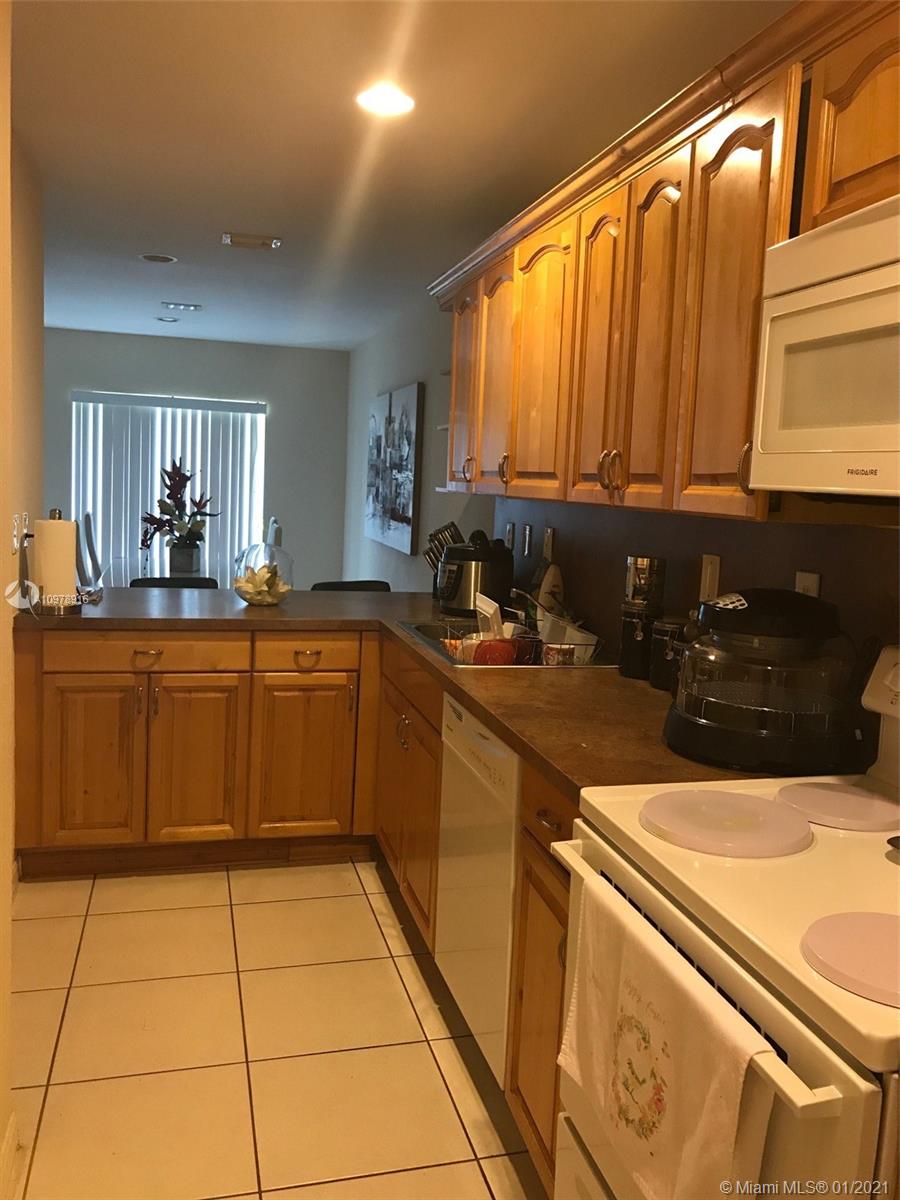 See details / 2444 sq. ft. $ 2021-01-06 0 Photo