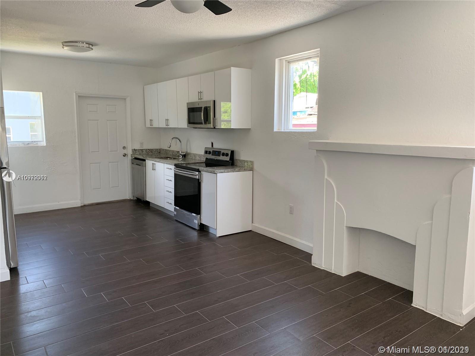 See details / 1089 sq. ft. $ 2021-01-06 0 Photo