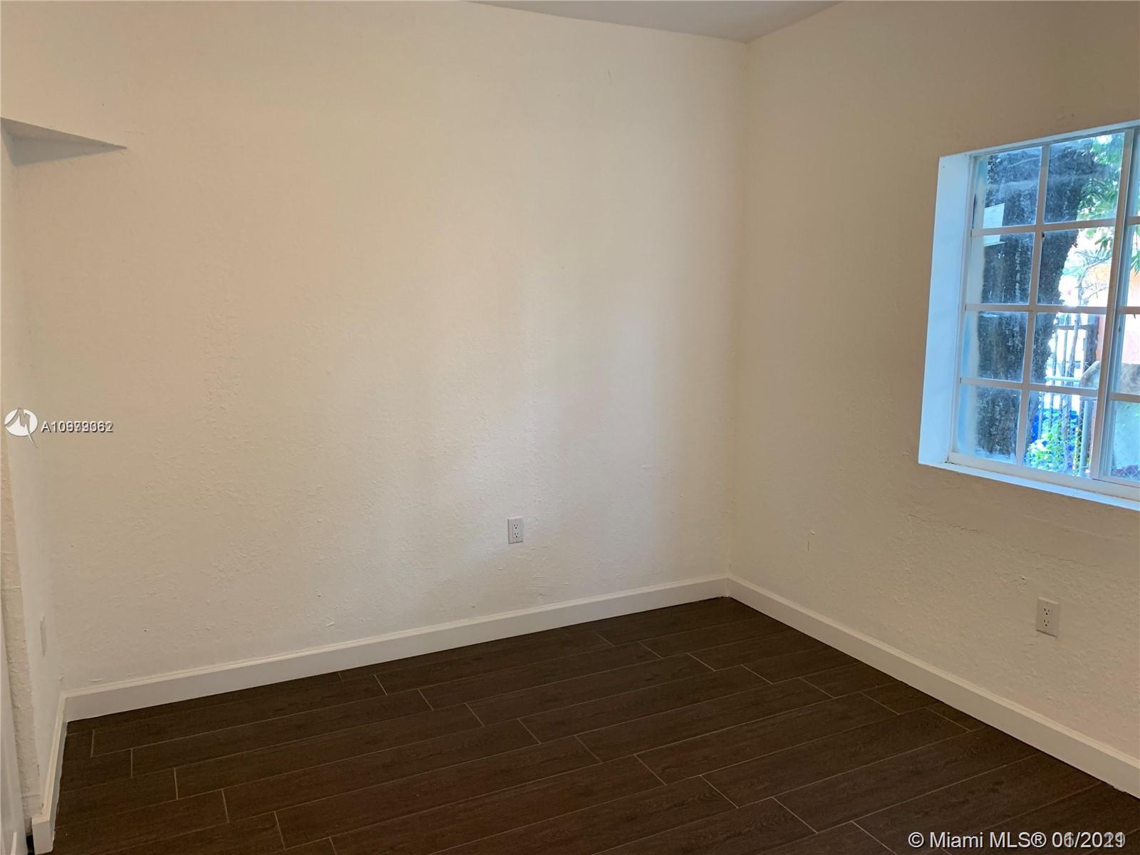 See details / 1089 sq. ft. $ 2021-01-06 0 Photo