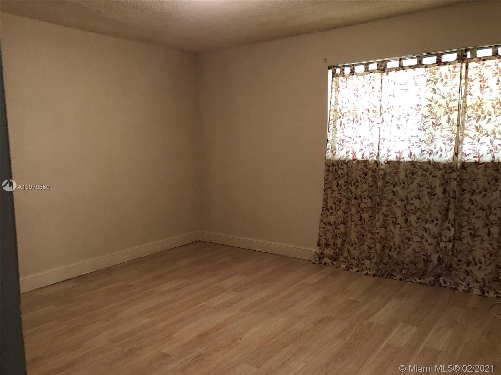 See details / 1935 sq. ft. $ 2021-01-06 0 Photo